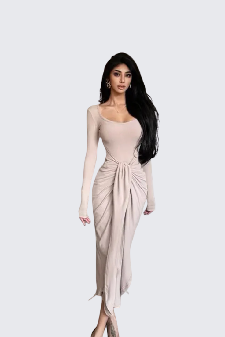 Ring-Closure Backless Dress